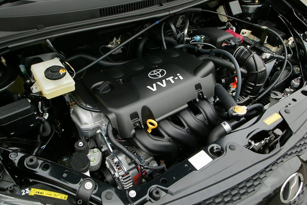 Toyota 1NZ Engine + Gearbox