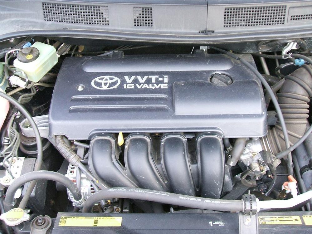 Toyota 1ZZ Engine + Gearbox
